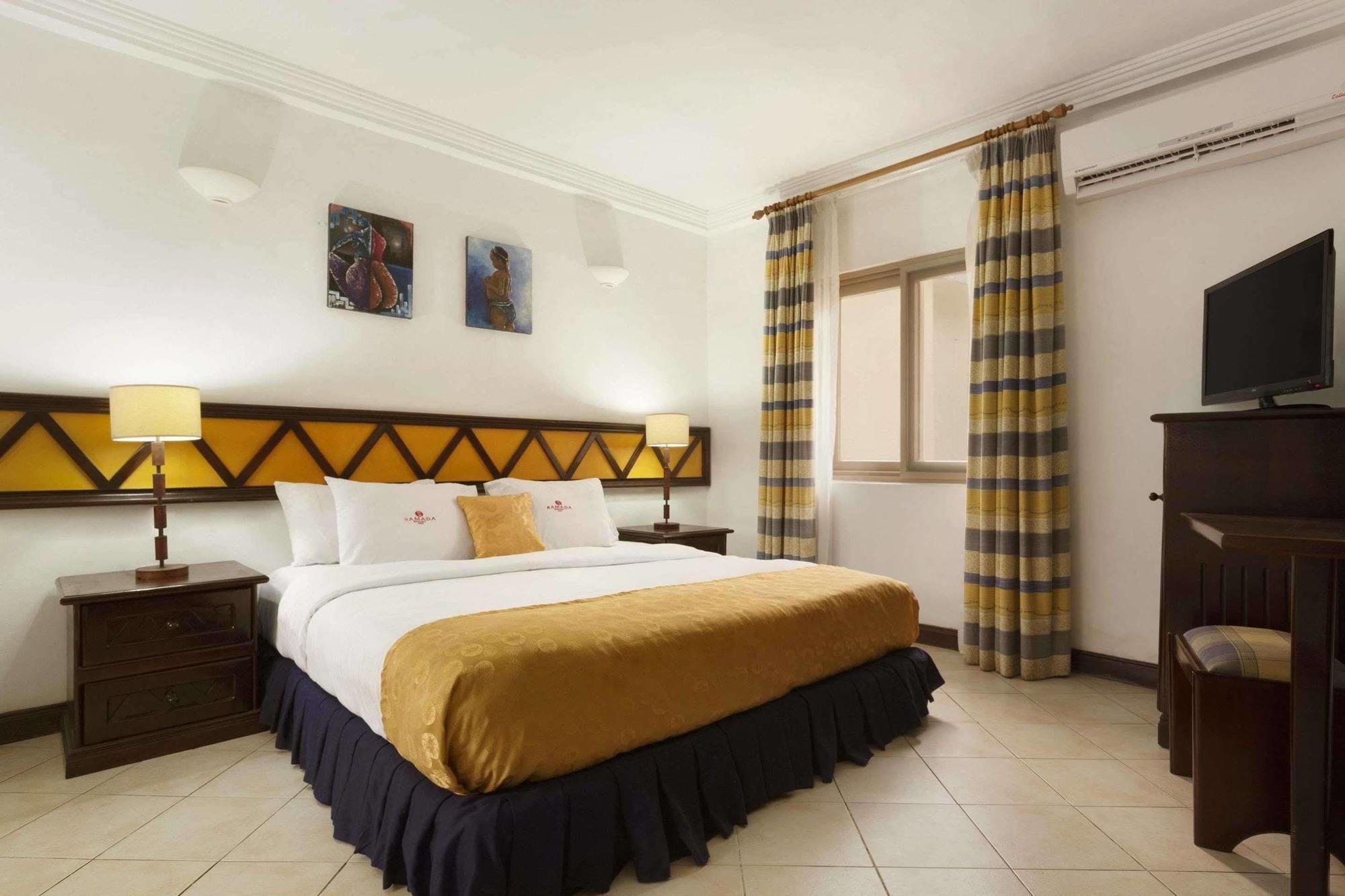 Ramada Resort Аккра Экстерьер фото