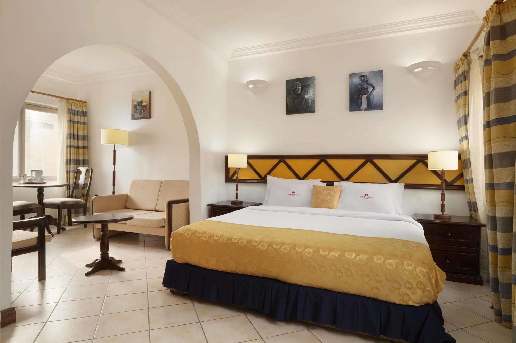 Ramada Resort Аккра Экстерьер фото